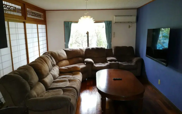 Sea Side House POLEPOLE