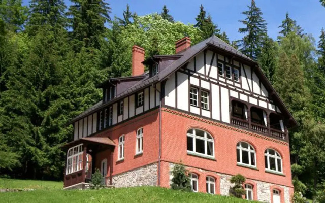 Villa Titina