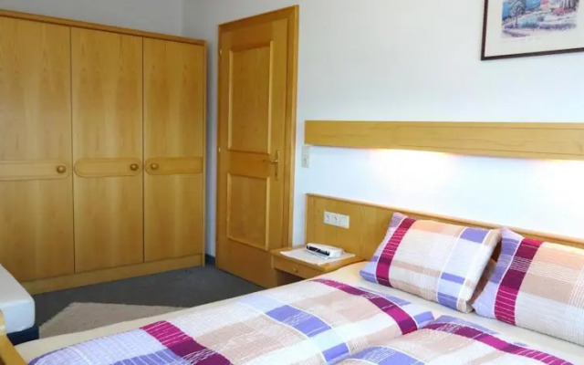 Ferienwohnungen Schöpf