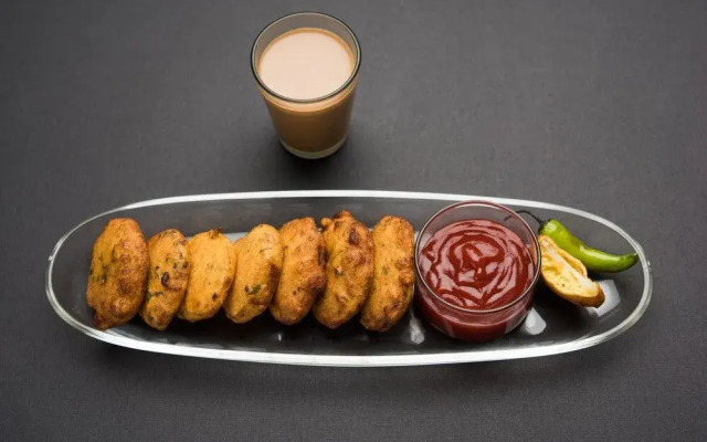 Oyo Flagship 29055 Megha Inn Charbagh