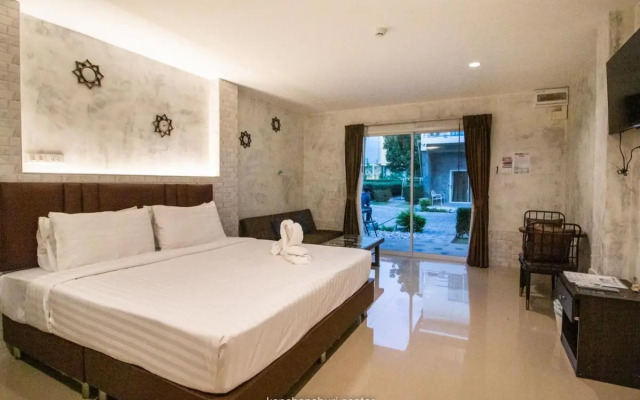 Macan Resort