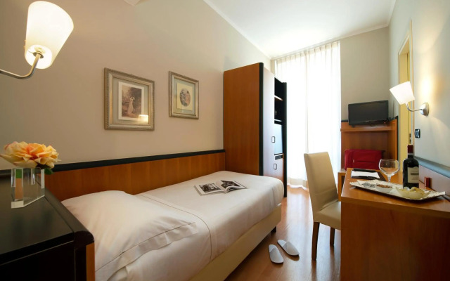 Fenice Milano Hotel