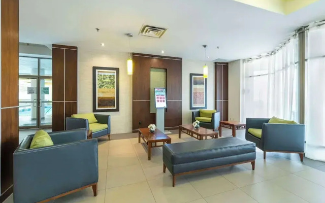 Holiday Inn Hotel & Conference Centre