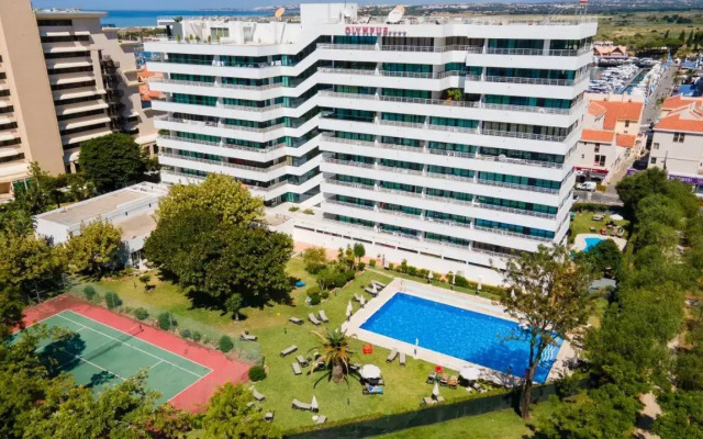 Divine Marina Apartment W/ Pool & Garden by LovelyStay