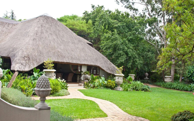 Sandton Boutique Hotel - 28A On Oxford