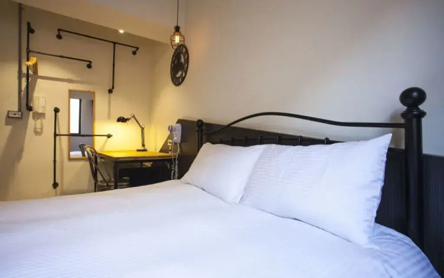 Taichung Loft Hostel - Yizhong