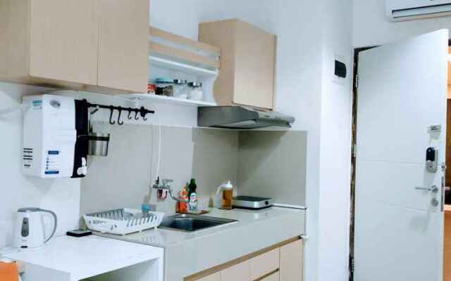 TechieRoom Kotlin at Clove Garden Residence