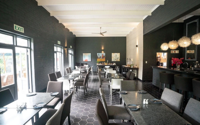 Ruby Rose Country House