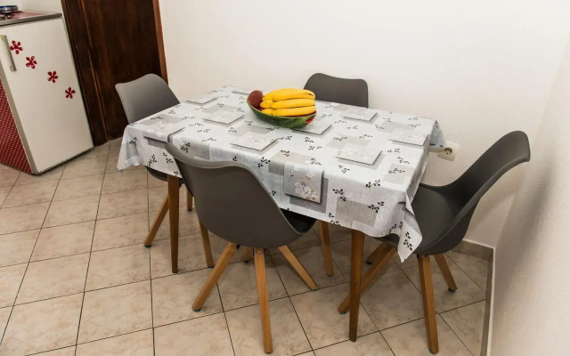 Apartment Lucky 1