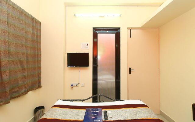 OYO 3860 Apartment JLS Gruha