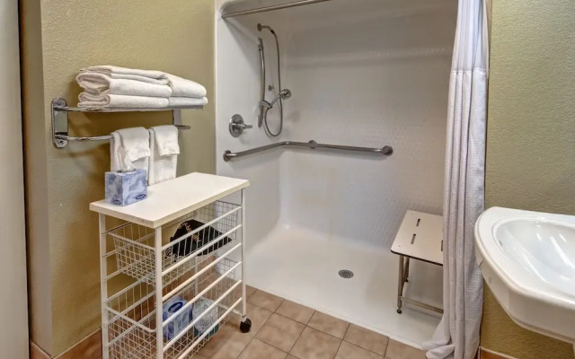 Staybridge Suites Denver - Cherry Creek by IHG