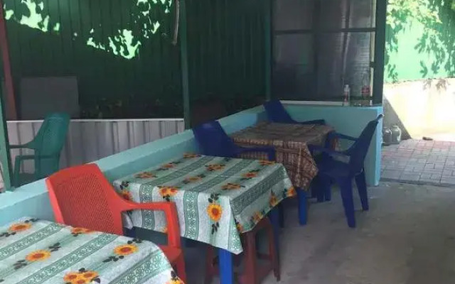 Guest House on Sportivnaya 1a