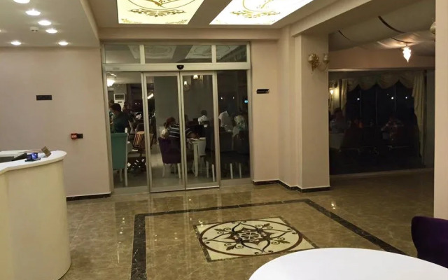 Kadhirga Hotel