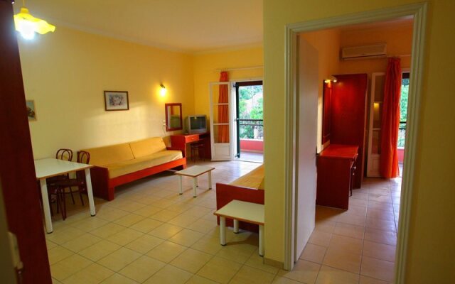 Zefiros Apartments