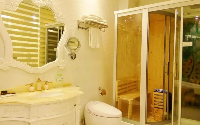 Tuong Vi Hotel Saigon