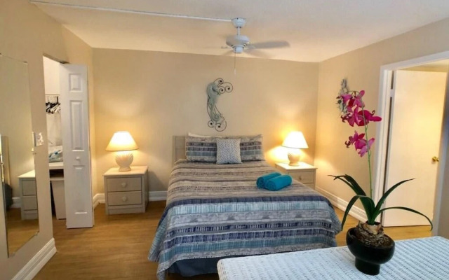Bonita Beach & Tennis Condo