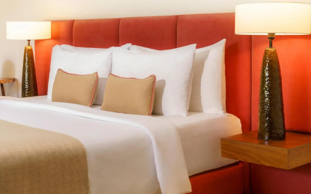 Viroth's Hotel