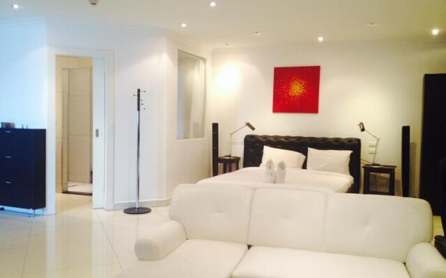 View Talay 6 Pattaya Beach Apartment by Honey