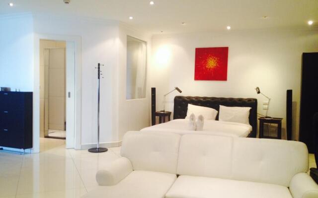 View Talay 6 Pattaya Beach Apartment by Honey