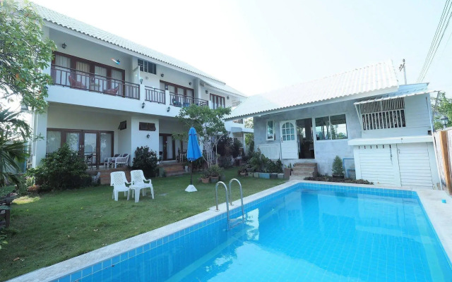 Baan Parinda (Pompom Home)