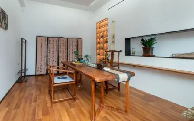 Heyi Shanyin Homestay (Linyishan Huaqing Palace)