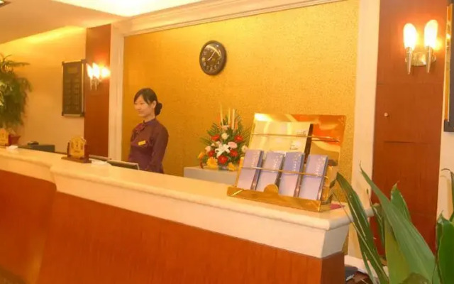 Seven Star Business Hotel