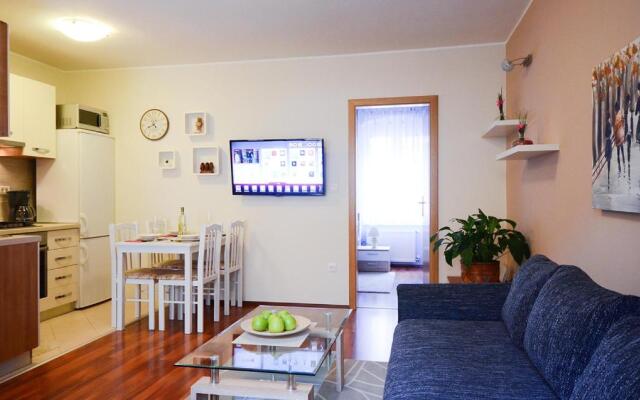 Apartment Arena