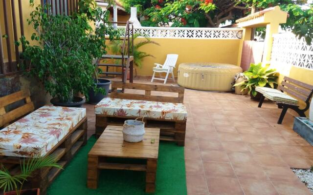 House with 2 Bedrooms in Arona, with Furnished Terrace And Wifi - 2 Km From the Beach