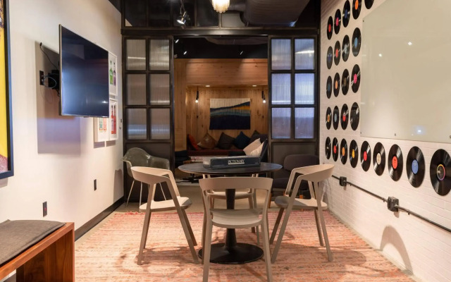 Moxy Nashville Downtown