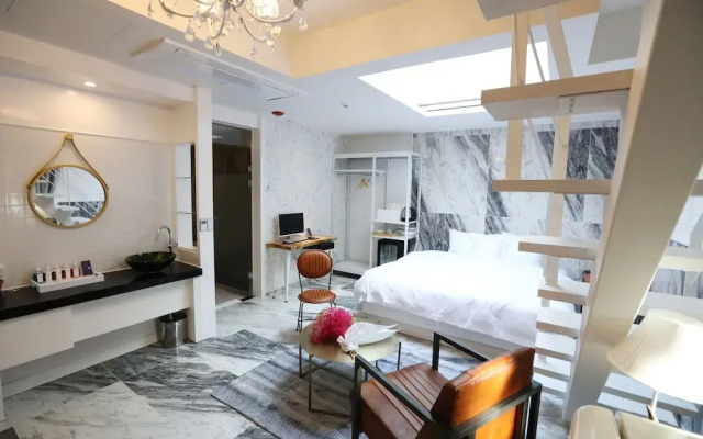 February Hotel Kimhae