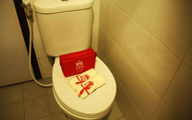 ZEN Rooms Sukajadi Sindang Sirna