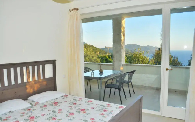 House Lemoni, Apartment C - Pelekas, Corfu