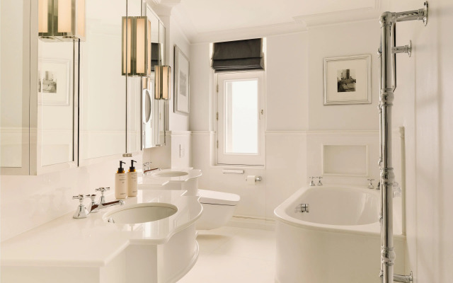 The Connaught, Maybourne