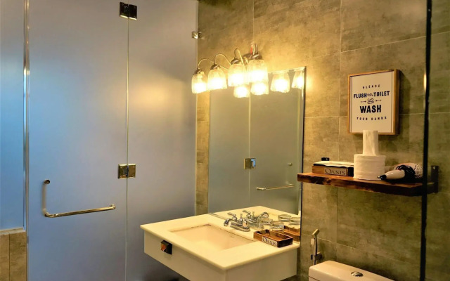Oasis Hotel & Apartment
