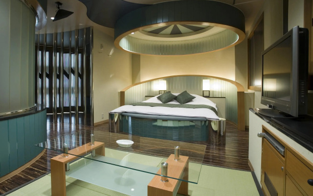 Hotel Allure Shiga Moriyama