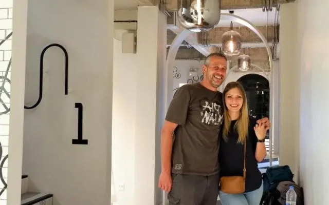 Bedspread Hostel - Adults Only