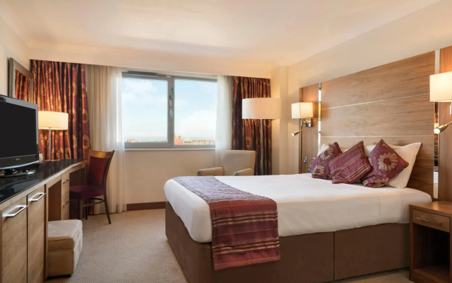 Waterfront Southport Hotel