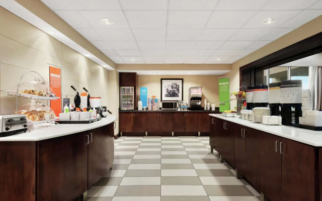 Hampton Inn & Suites Brunswick