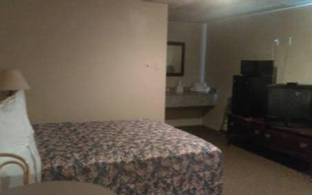 All American Inn and Suites