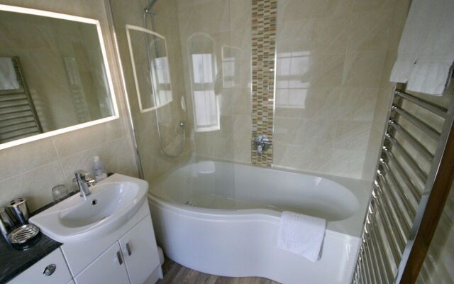 Holland House Bed And Breakfast