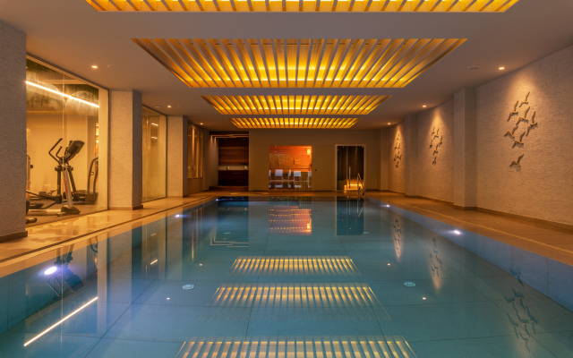 Nelia Beach Hotel & Spa