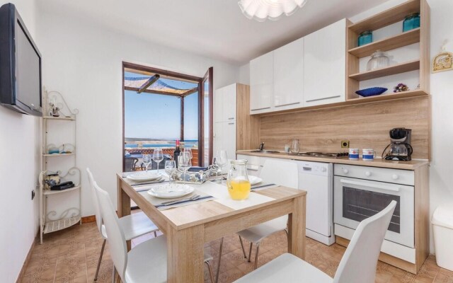 Stunning Home in Supetarska Draga With Wifi and 3 Bedrooms