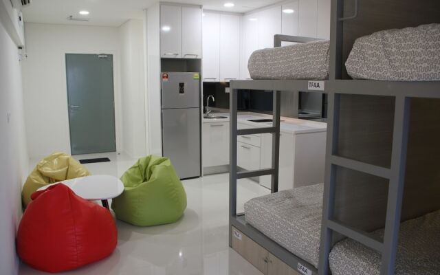 Summer Suites Express by Subhome - Hostel