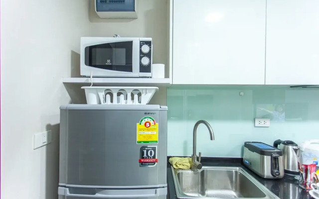 Sukhumvit 64 Pool View Apartment