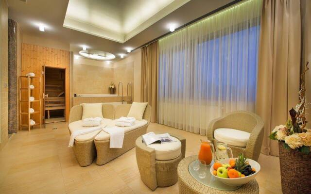 Relax and Regeneration Centre