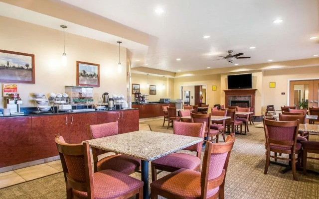 Comfort Suites Merrillville near US 30