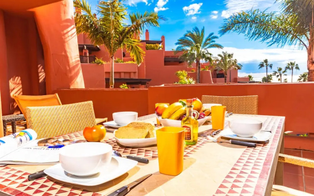 OleHolidays Torre Bermeja frente al mar y jacuzzi