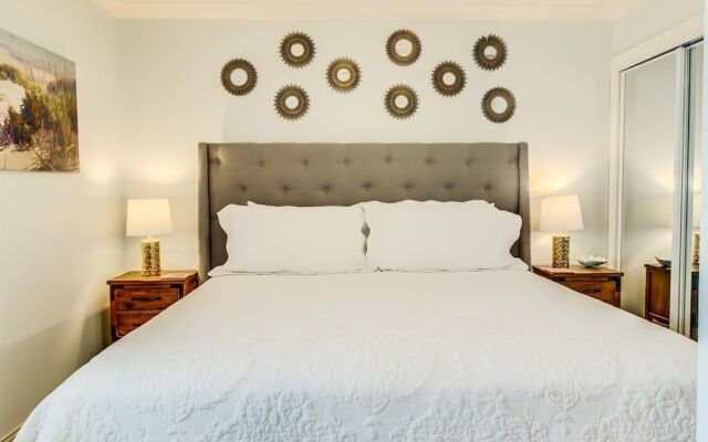 10 A, One Bedroom Condo