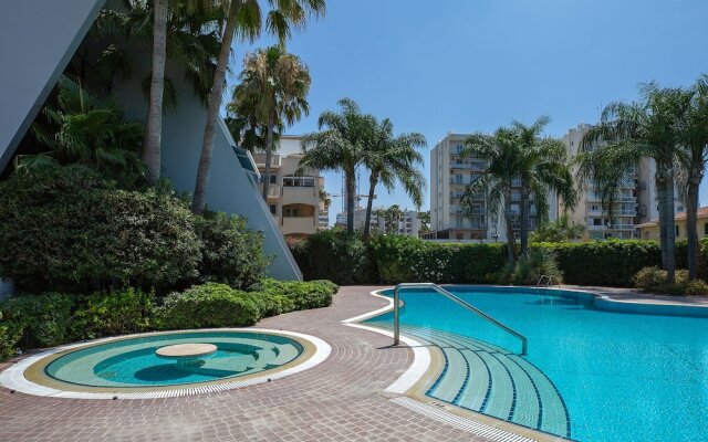 Sunny Apartments