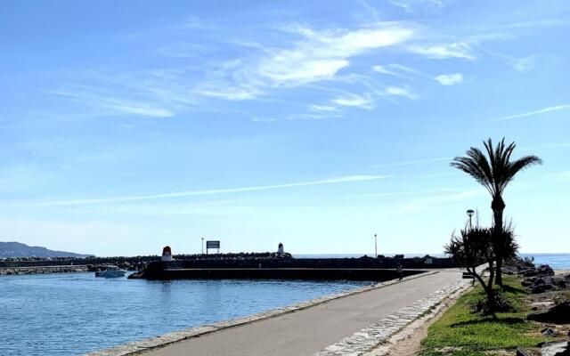 Apartamento 1ª Linea de Mar -WIFI- Aire Acondicionado